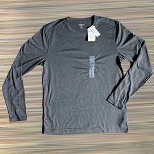 NWT Men’s Old Navy Active Go Dry Long Sleeve Gray Shirt